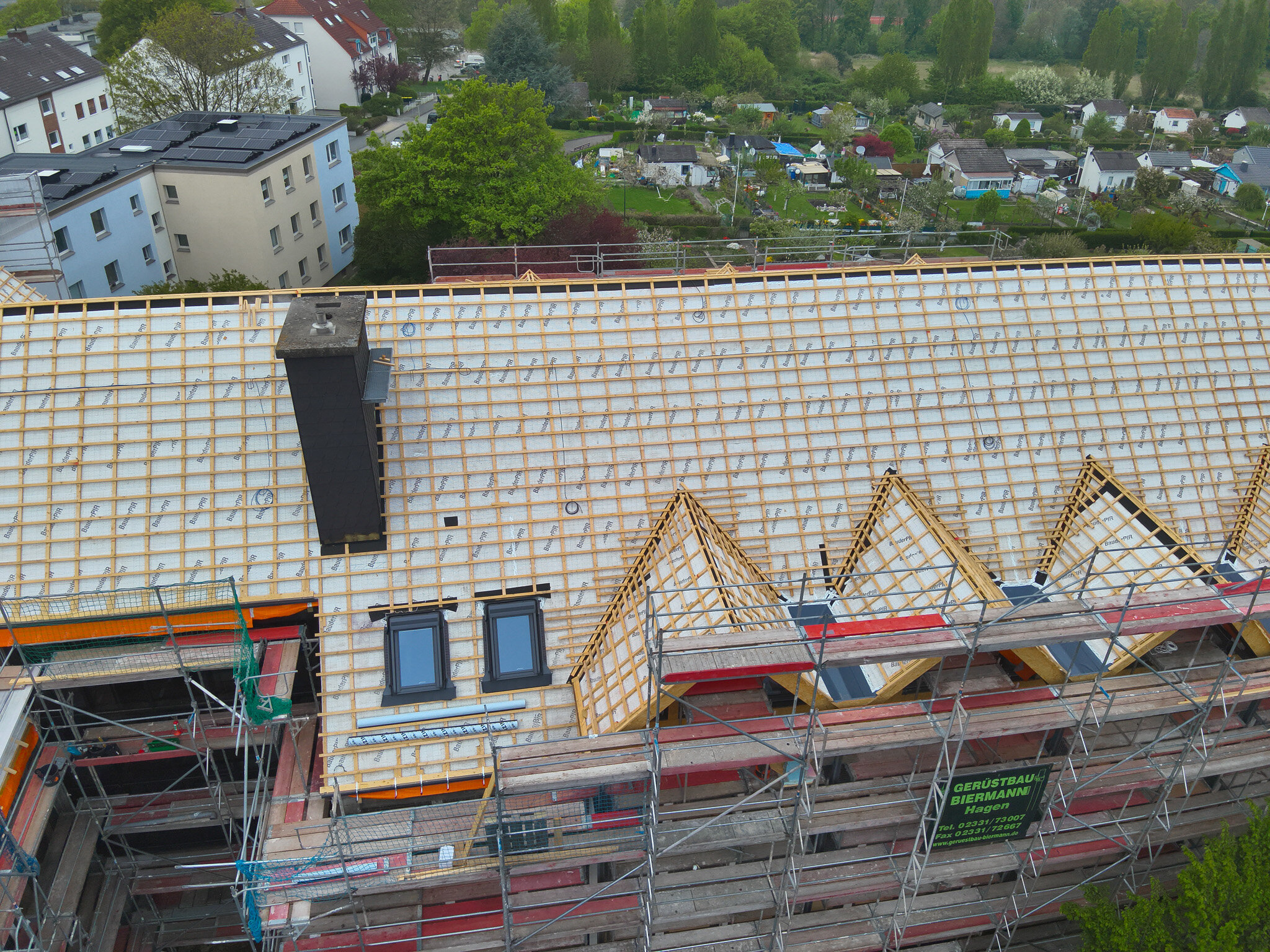 Dachsanierung mit Wärmedämmung im Rohbauzustand
